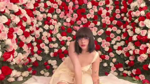 Salome velour online show from June 2026 12:41:01 PM