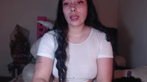 yenny online show from January 2025 04:44:01 AM