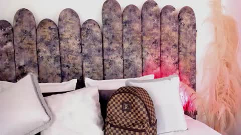 Salome online show from October 2025 11:05:01 PM