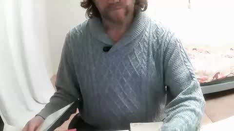 Snapshot of saltimbanquier chatting on February 2025 07:33:02 AM Saltimbanquier Salt ou Banquier online show from February 2025 07:33:02 AM