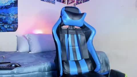   online show from February 2026 12:54:01 AM