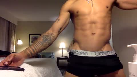 Snapshot of sam9826wh chatting on December 2024 03:40:02 AM sam9826wh online show from December 2024 03:40:02 AM