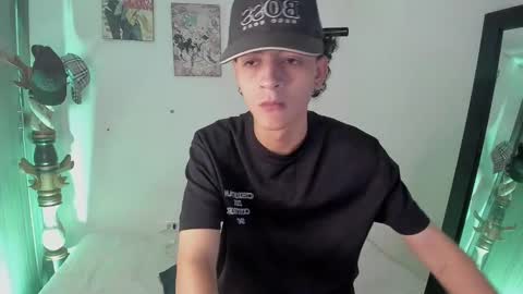 Snapshot of sam__cute chatting on January 2025 03:11:02 AM sam__cute online show from January 2025 03:11:02 AM