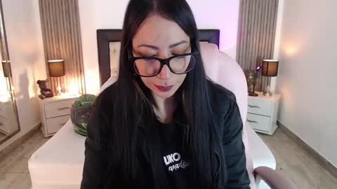 SAM MANSON online show from February 2025 12:06:02 PM