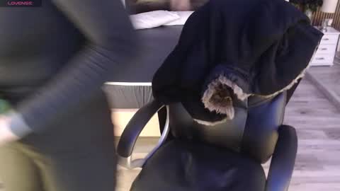 SAM MANSON online show from January 2026 12:20:01 PM