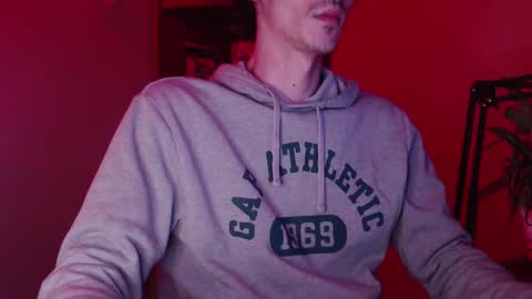 sam_skywalker online show from November 2025 08:19:02 PM