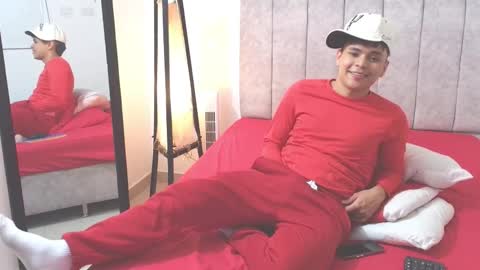 Snapshot of sam_tnt9 chatting on February 2026 02:32:01 AM sam_tnt9 online show from February 2026 02:32:01 AM