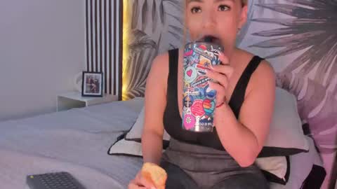 Samaantha  online show from September 2025 11:47:02 AM