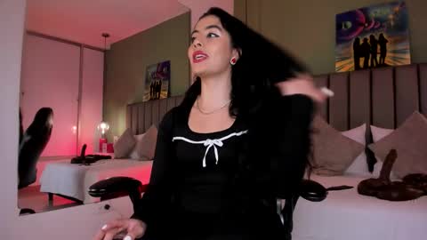  Samantha  online show from December 2025 08:58:01 PM