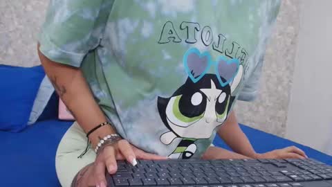 Snapshot of samanta_360 chatting on February 2025 11:52:01 AM Samanta online show from February 2025 11:52:01 AM