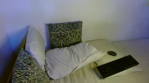 Samanta online show from November 2025 04:07:02 PM