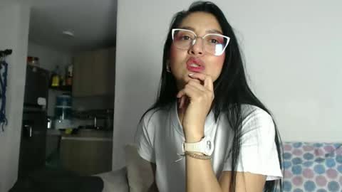 Snapshot of samanta_xi chatting on May 2026 04:15:01 PM samanta online show from May 2026 04:15:01 PM