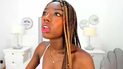 Samanta online show from October 2025 08:07:02 PM