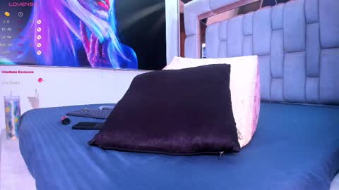 S A M A N T A   online show from February 2025 06:11:02 AM