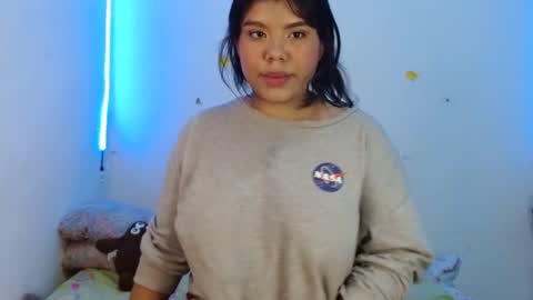samantha_890 online show from November 2025 12:47:01 AM