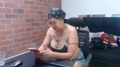 Snapshot of samantha__karolstone chatting on May 2026 04:38:01 PM SAMANTHA online show from May 2026 04:38:01 PM