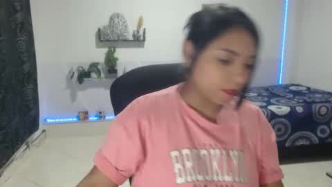 Snapshot of samantha__morris chatting on February 2025 12:15:01 AM sammy online show from February 2025 12:15:01 AM