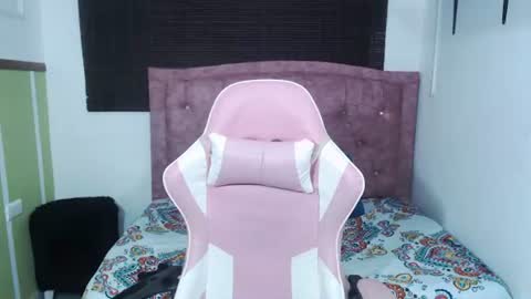 Snapshot of samantha_bc1 chatting on June 2026 10:55:01 PM SAMANTHA online show from June 2026 10:55:01 PM