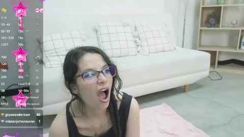 Snapshot of samantha_blow chatting on May 2026 05:01:02 AM samantha_blow online show from May 2026 05:01:02 AM