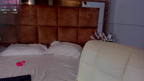 Sammy  online show from December 2025 12:43:02 PM