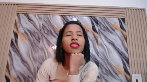 lizzy online show from November 2025 07:03:01 PM