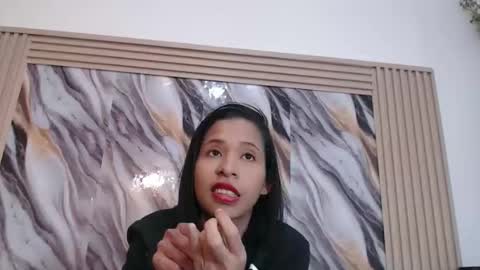 lizzy online show from December 2025 01:24:01 AM