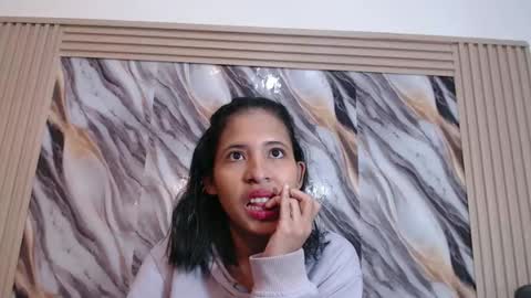 lizzy online show from April 2026 03:15:01 PM