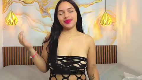 Snapshot of samantha_lopez2 chatting on May 2026 04:04:02 PM samantha_lopez2 online show from May 2026 04:04:02 PM