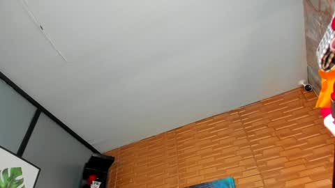 Snapshot of samantha_milfs chatting on January 2025 10:06:01 AM samantha_milfs online show from January 2025 10:06:01 AM