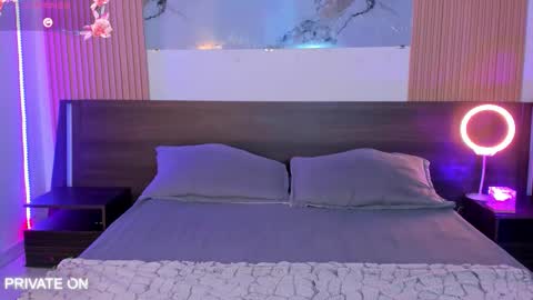 samantha_moons online show from December 2025 11:24:01 PM