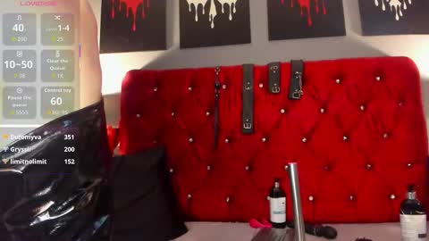 SAMANTHA online show from November 2025 09:15:01 PM