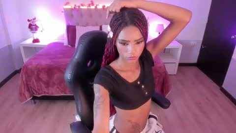 Samantha online show from December 2025 07:54:02 PM