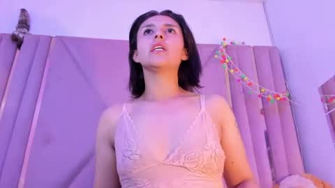 Snapshot of samanthamoonsx chatting on June 2026 10:12:01 PM Samantha online show from June 2026 10:12:01 PM