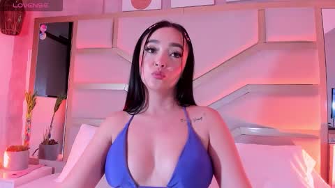  SAMANTHA online show from March 2026 11:42:01 PM