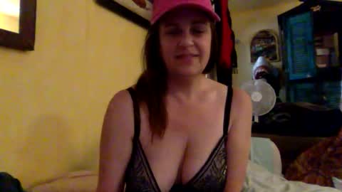 Snapshot of samanthavale chatting on April 2026 12:15:02 AM Samantha Vale online show from April 2026 12:15:02 AM
