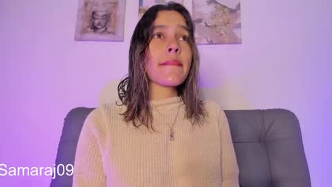 Snapshot of samara_jonnes_ chatting on March 2025 10:10:01 PM Samara is my name a pleasure delighted that you are here leave your thumb up it is important to me online show from March 2025 10:10:01 PM