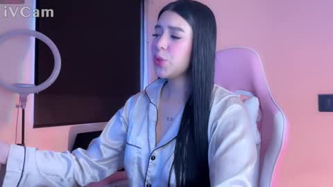 Snapshot of samara_lam chatting on January 2025 03:03:01 PM Sammy online show from January 2025 03:03:01 PM