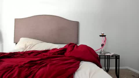 Yaya online show from September 2025 03:13:02 PM