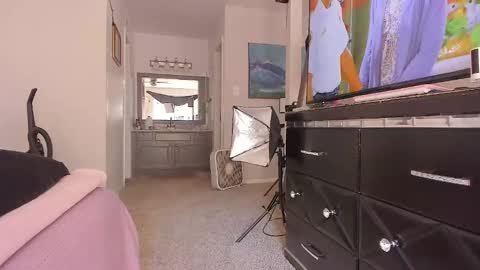 Yaya online show from March 2026 10:04:02 PM