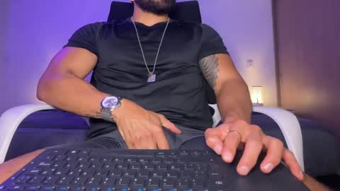 Sam Dornan online show from February 2025 11:04:02 PM