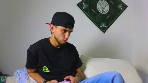 Snapshot of samevansx chatting on December 2025 11:22:02 PM samevansx online show from December 2025 11:22:02 PM