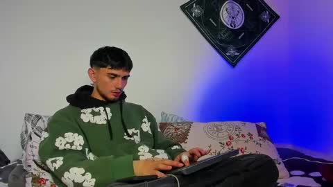 Snapshot of samevansx chatting on February 2026 04:45:02 PM samevansx online show from February 2026 04:45:02 PM