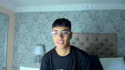 Samfrrost online show from June 2026 12:19:01 PM