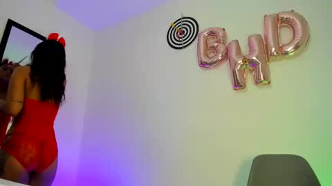 Snapshot of samikiulers chatting on December 2024 12:11:01 AM Sami online show from December 2024 12:11:01 AM