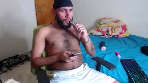 samir_music_ online show from November 2025 03:05:02 AM