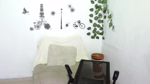 SAMIRA online show from January 2025 12:20:01 AM