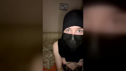 Snapshot of samira_queen chatting on July 2026 10:03:01 PM samira queen online show from July 2026 10:03:01 PM