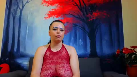     online show from February 2025 04:01:01 AM