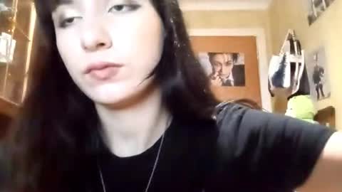 Mira online show from November 2025 04:20:02 PM