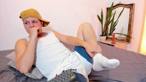 Sam online show from March 2026 08:24:02 PM